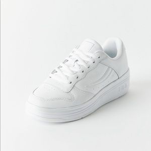 FILA WX-100 Sneaker size 7